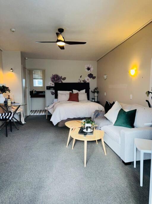 Cosy Motel Studio Apartment In Central City-Up To 2 Beds Christchurch Esterno foto